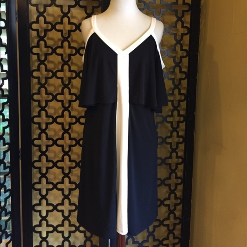 NWT CATO BLACK WHITE COLD SHOULDER DRESS SIZE LARGE